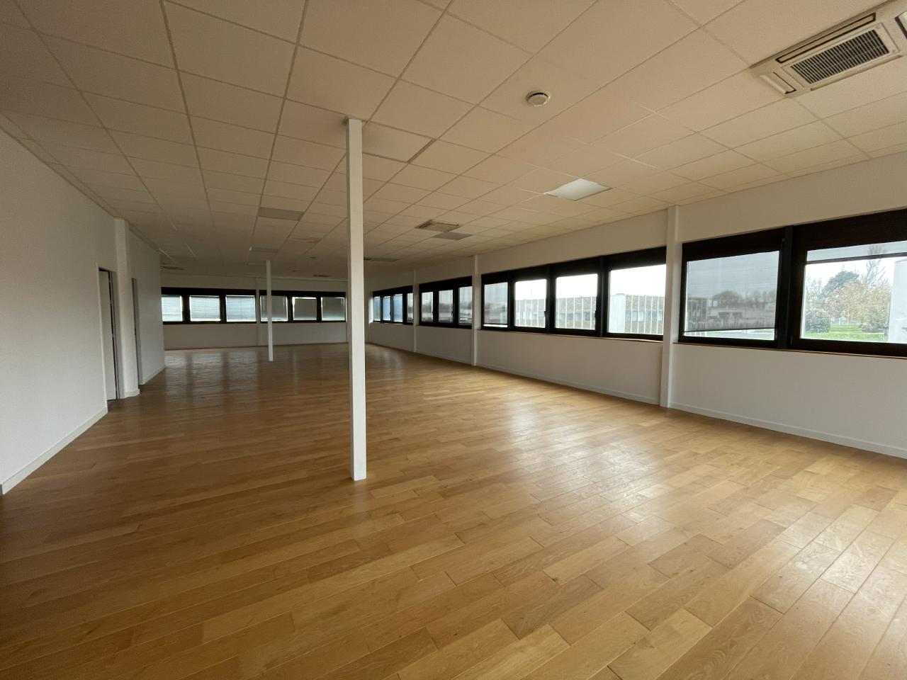 Bureau Nantes 375m² Location bureau Nantes Loire-Atlantique OLBUR2112413 4